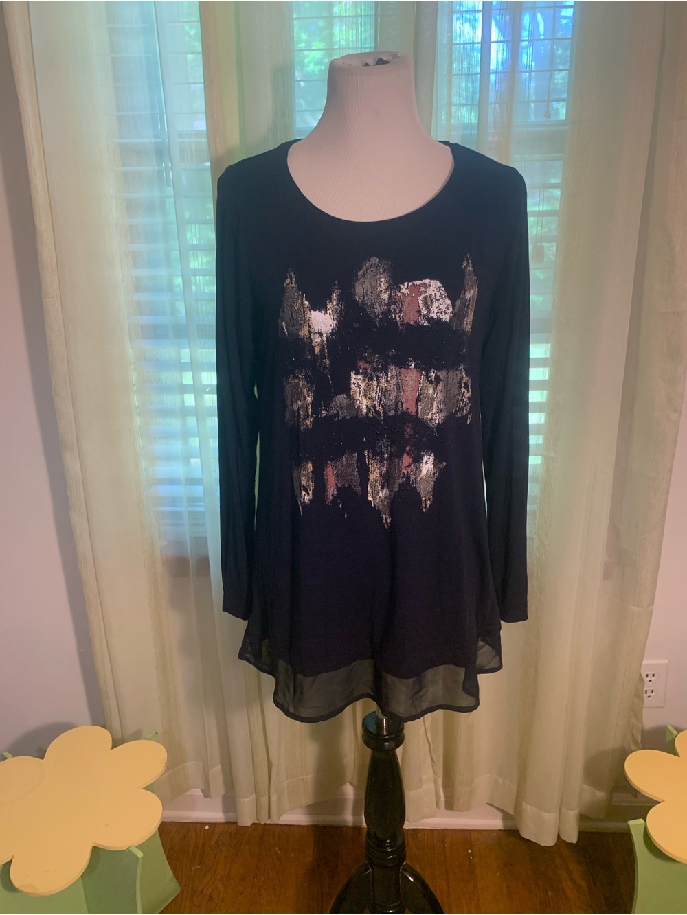 Black Metallic Abstract Print Long-Sleeve Tunic Top
